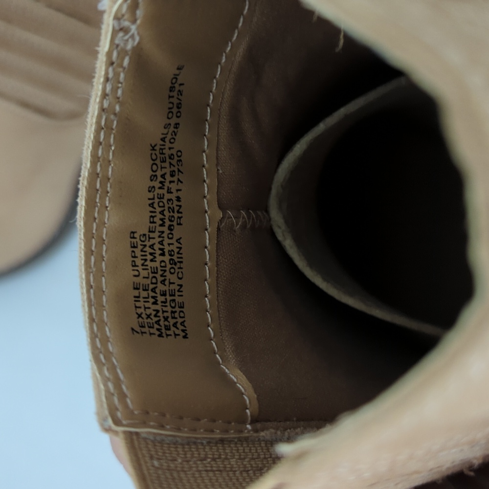 Women's Boot - Picture 4 of 7